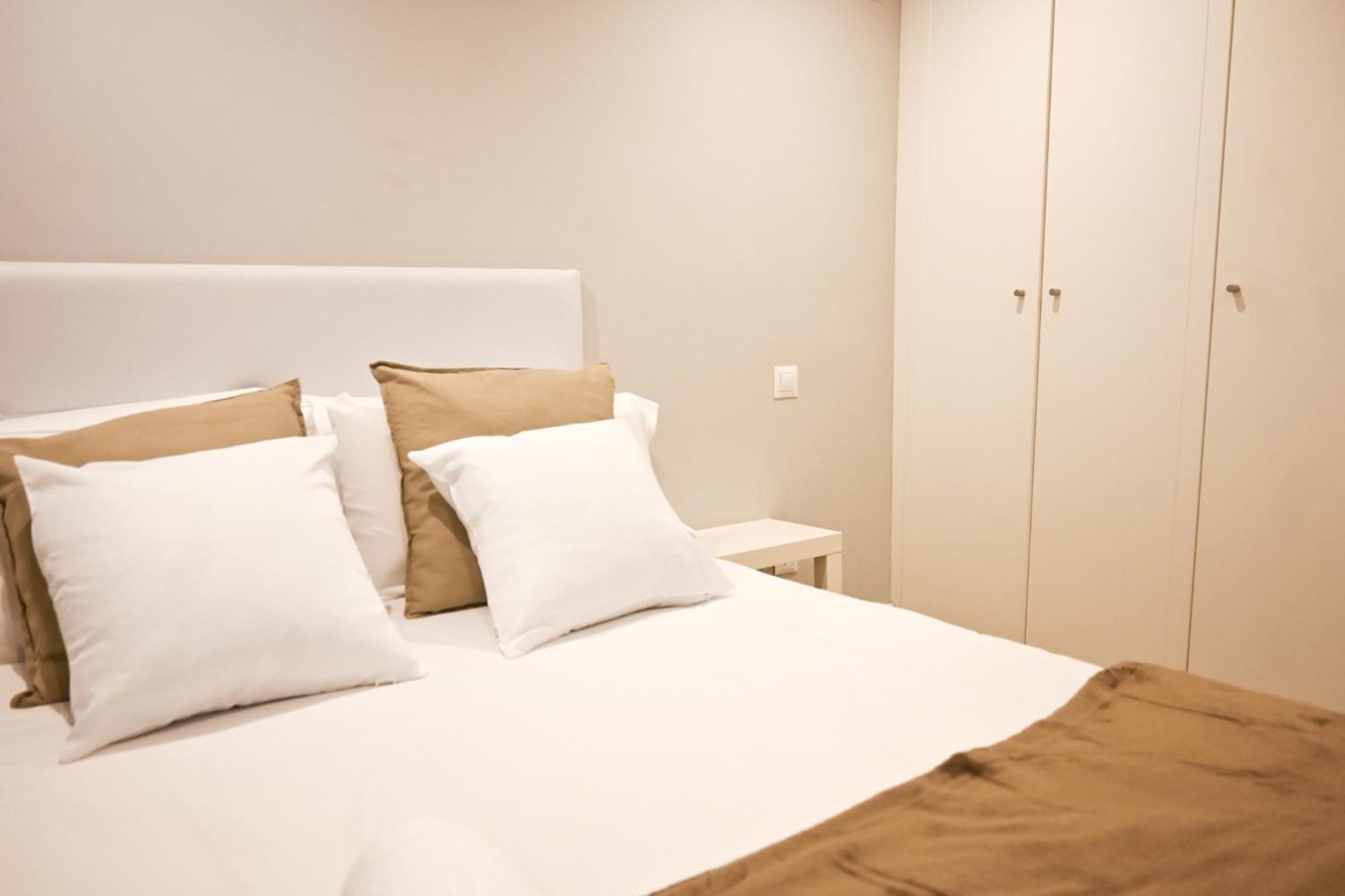 For You Rentals Apartment Temporal Madrid Cava Baja-La Latina Cab36 Bagian luar foto