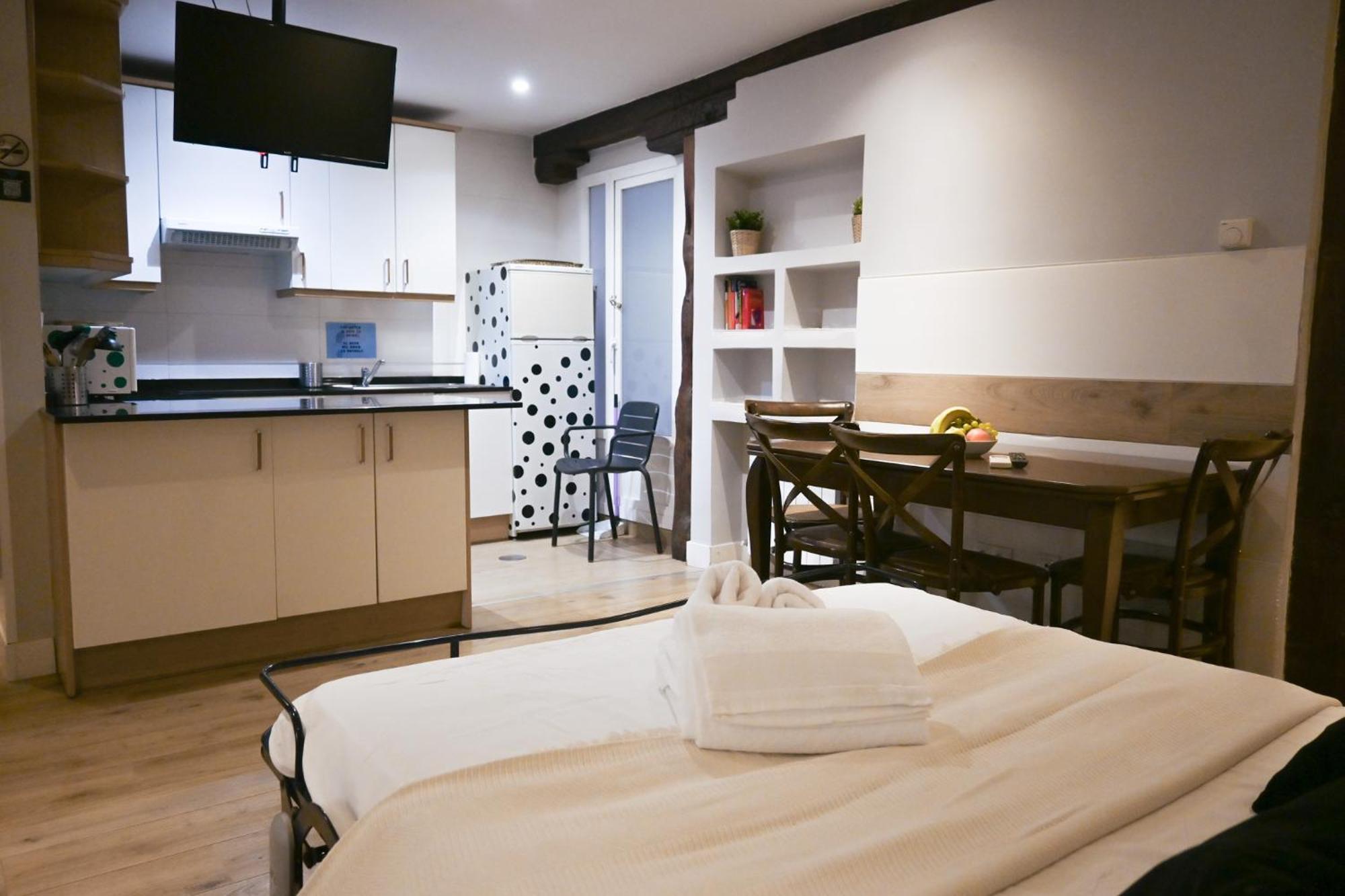 For You Rentals Apartment Temporal Madrid Cava Baja-La Latina Cab36 Bagian luar foto