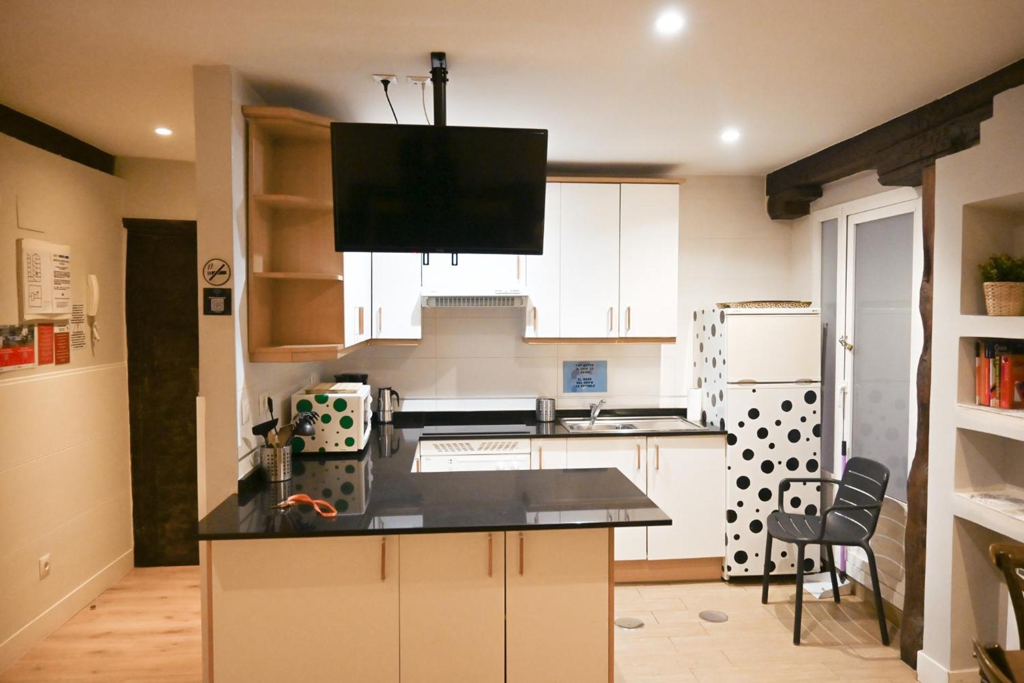 For You Rentals Apartment Temporal Madrid Cava Baja-La Latina Cab36 Bagian luar foto