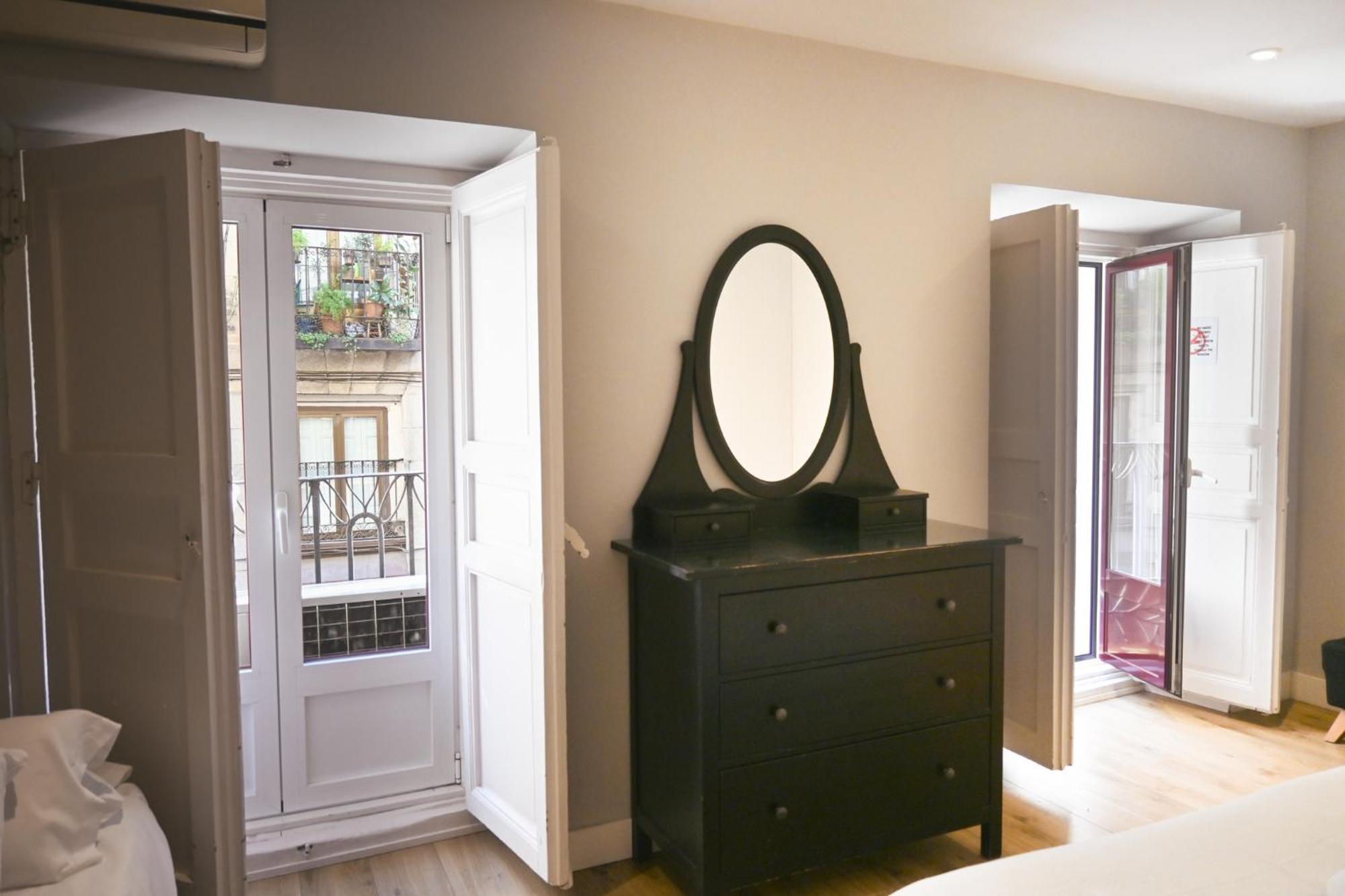 For You Rentals Apartment Temporal Madrid Cava Baja-La Latina Cab36 Bagian luar foto