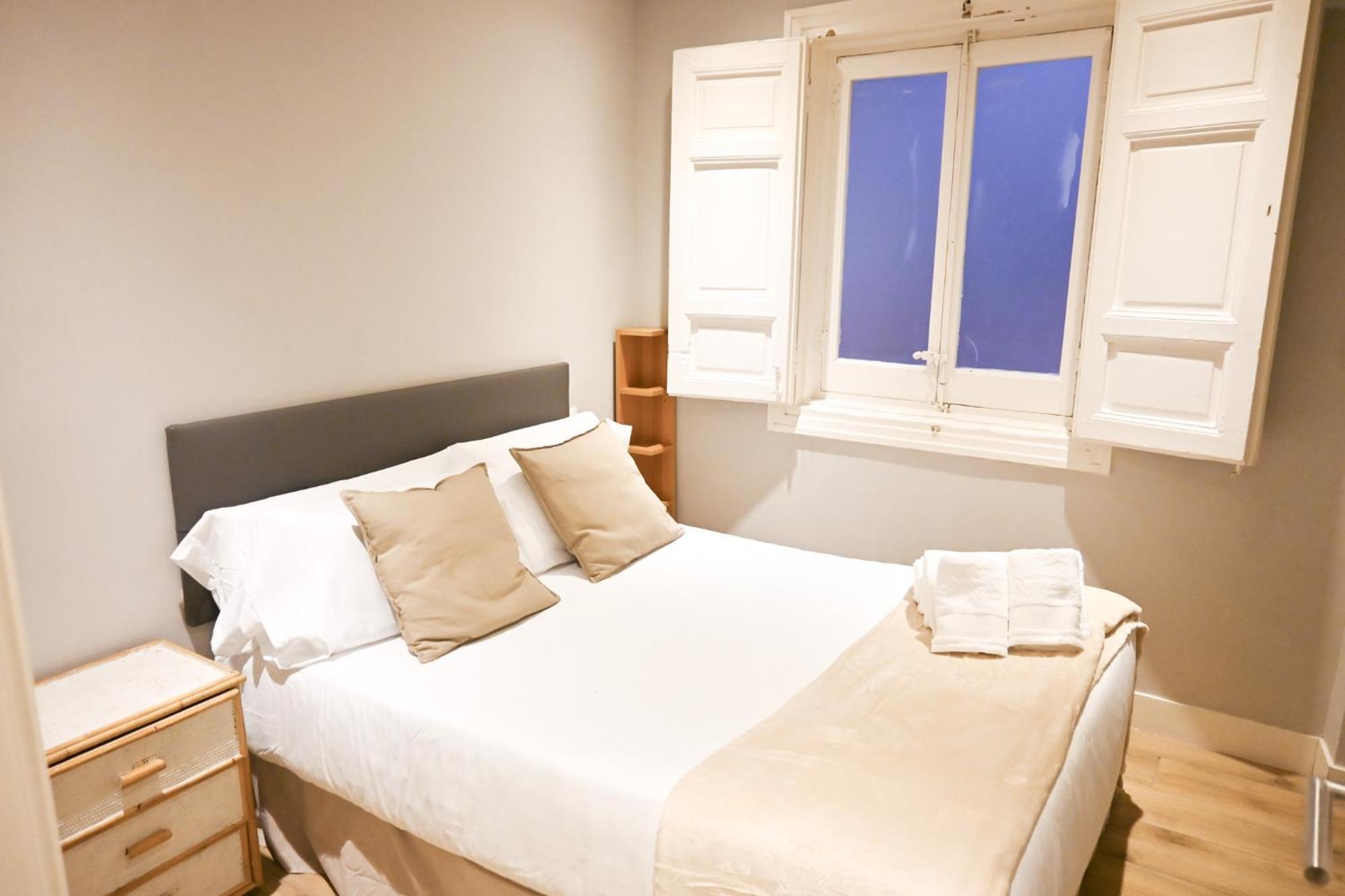 For You Rentals Apartment Temporal Madrid Cava Baja-La Latina Cab36 Bagian luar foto