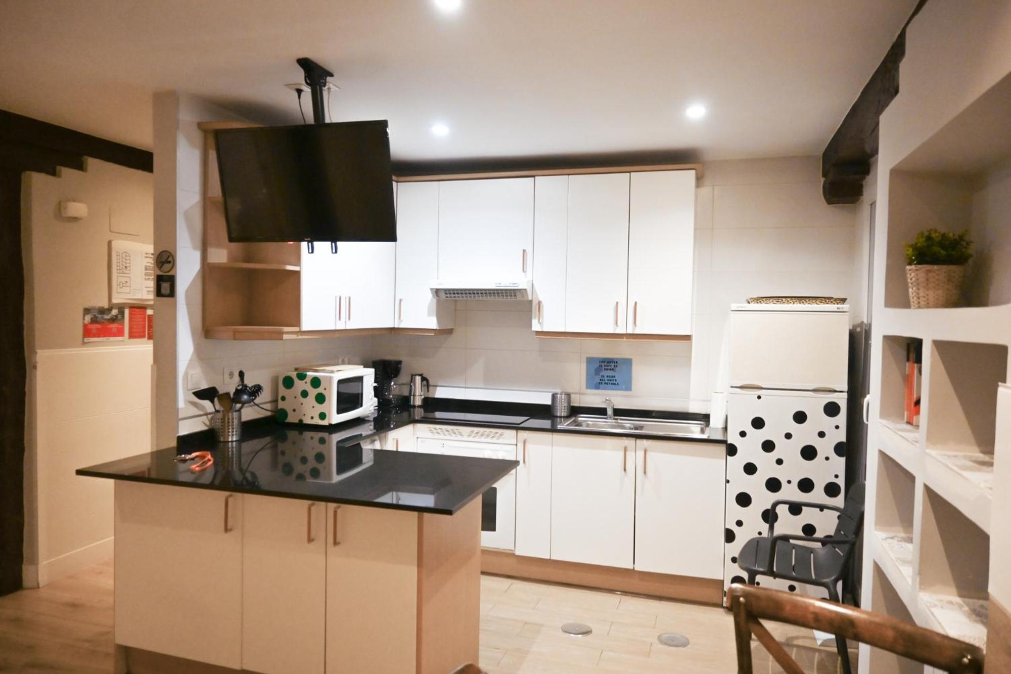 For You Rentals Apartment Temporal Madrid Cava Baja-La Latina Cab36 Bagian luar foto