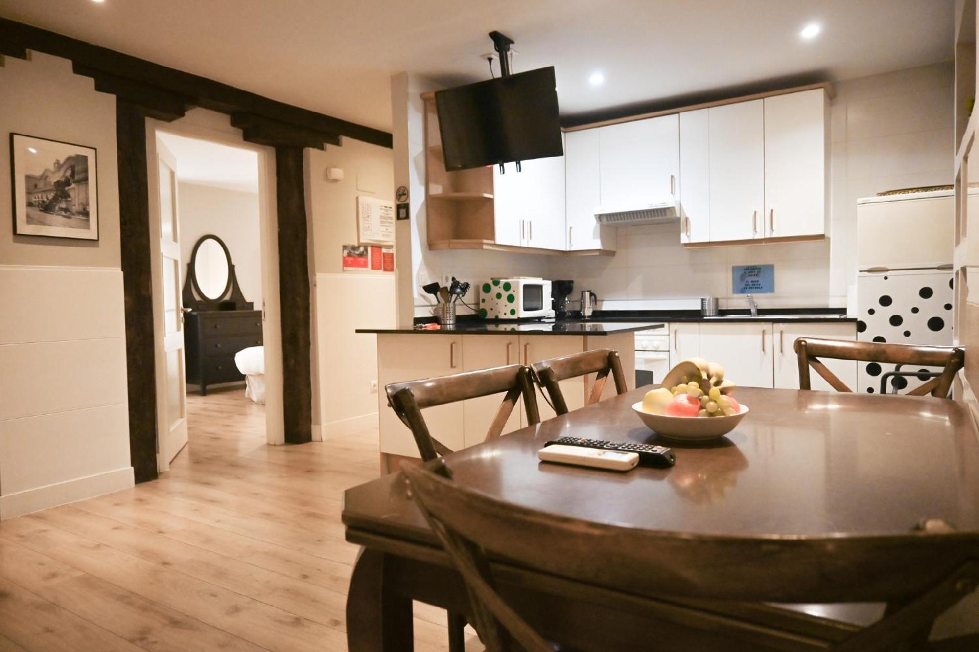 For You Rentals Apartment Temporal Madrid Cava Baja-La Latina Cab36 Bagian luar foto