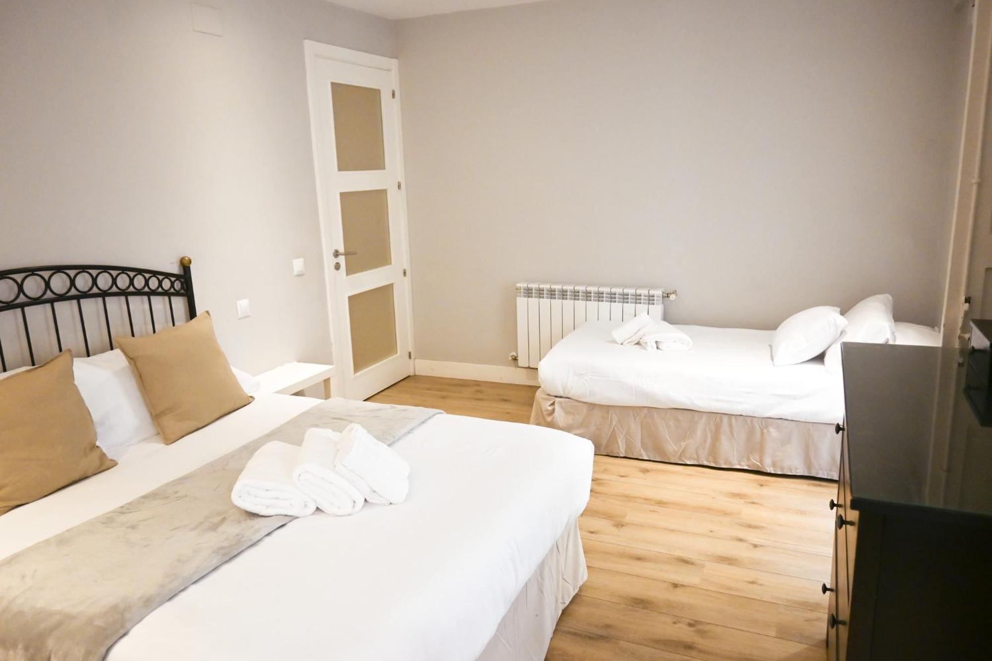 For You Rentals Apartment Temporal Madrid Cava Baja-La Latina Cab36 Bagian luar foto