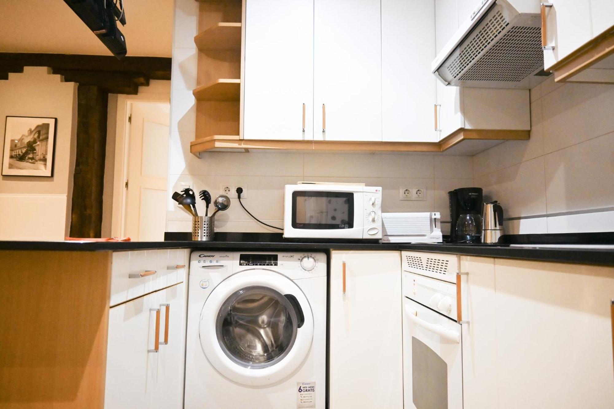 For You Rentals Apartment Temporal Madrid Cava Baja-La Latina Cab36 Bagian luar foto
